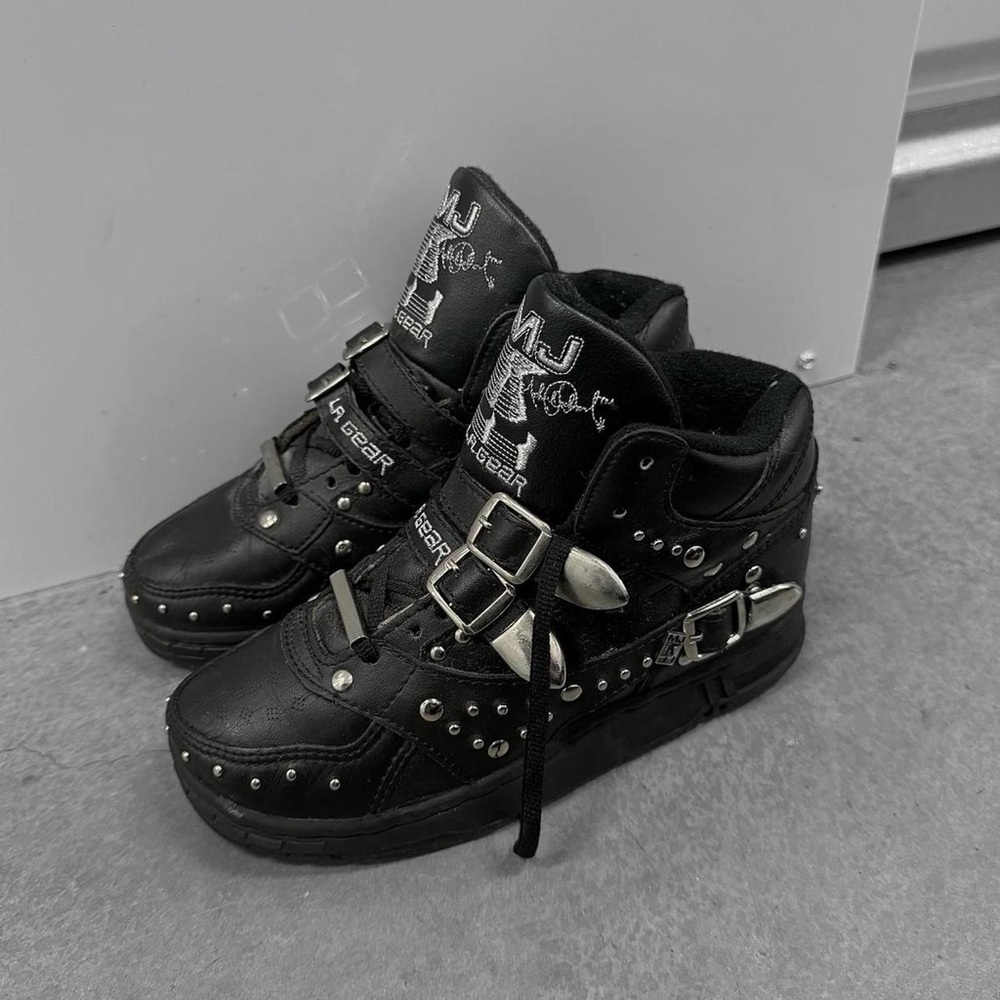 LA Gear Vintage MJ Buckle Hightop Sneakers
